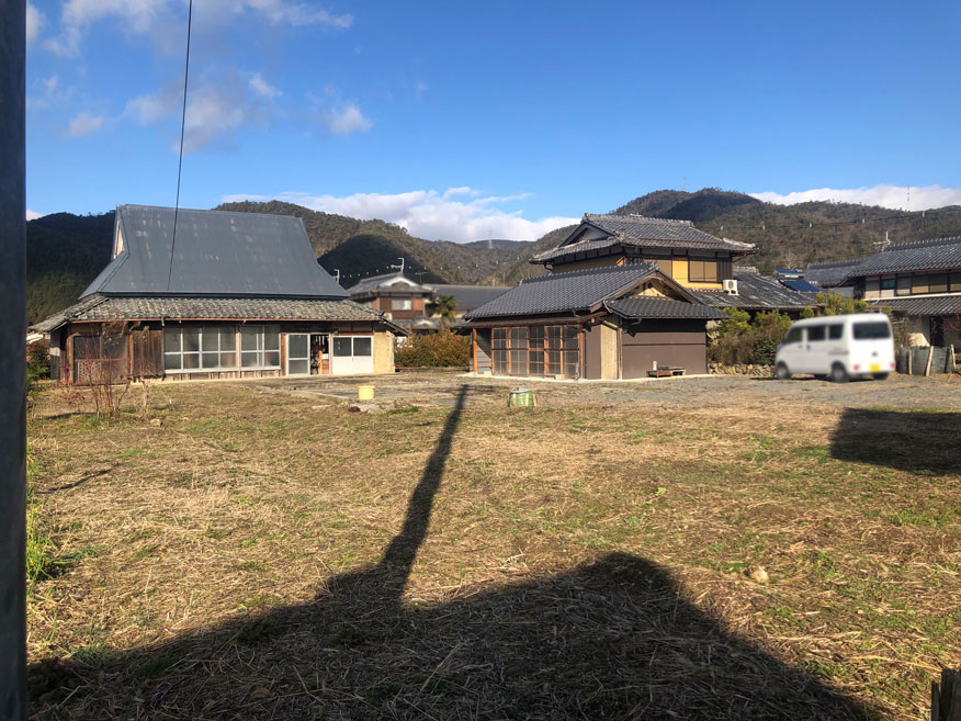 detached 八木町氷所